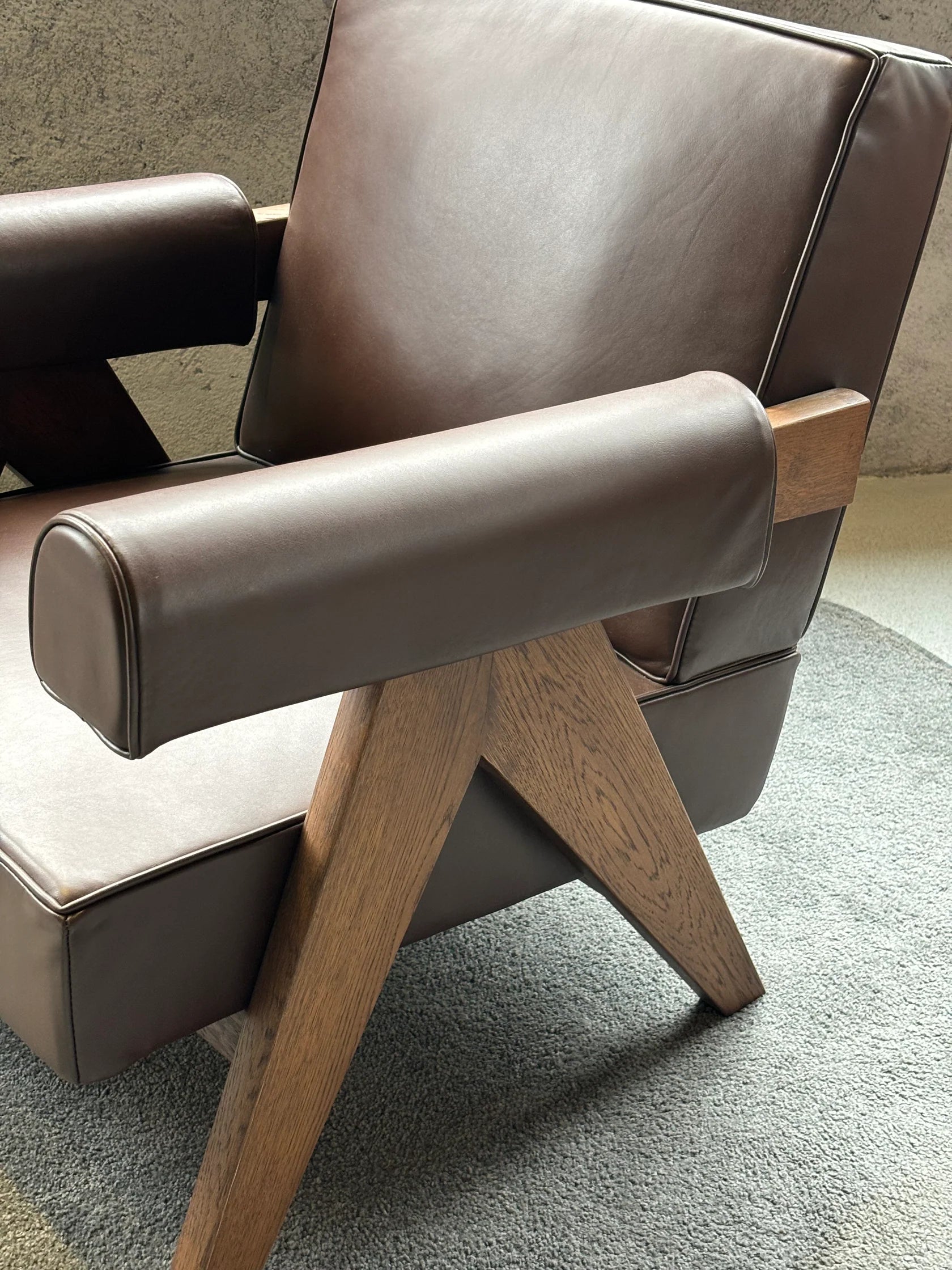 Fotoliu Hardy - disponibil pe stoc