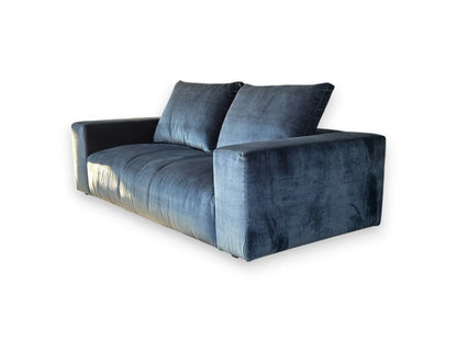 Canapea Kurt - disponibila pe stoc